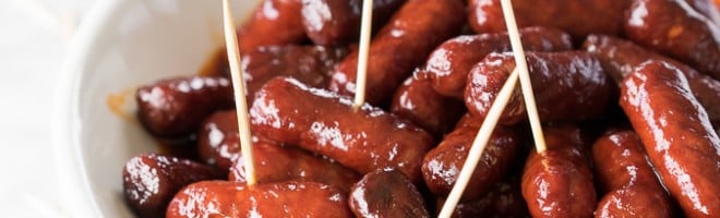 Slow Cooker Raspberry Chipotle Litl Smokies